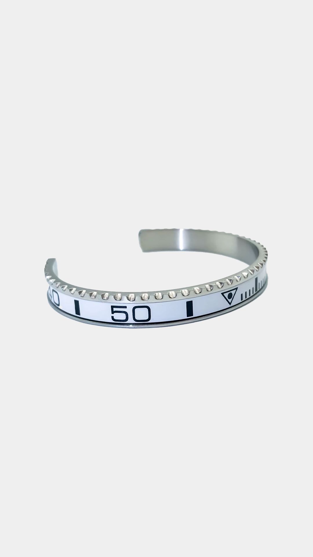 Meridian 50 - White