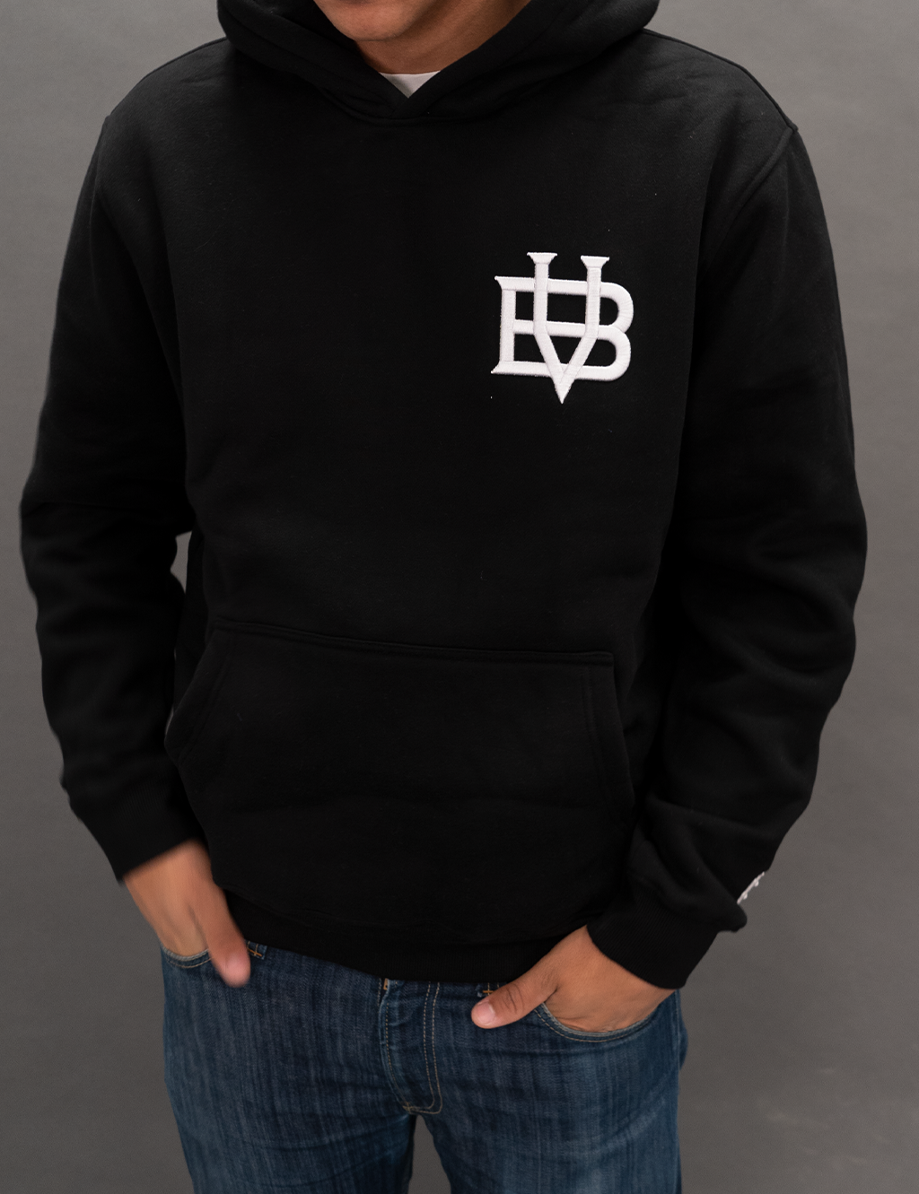 bvhoodiesvarteleefram.png