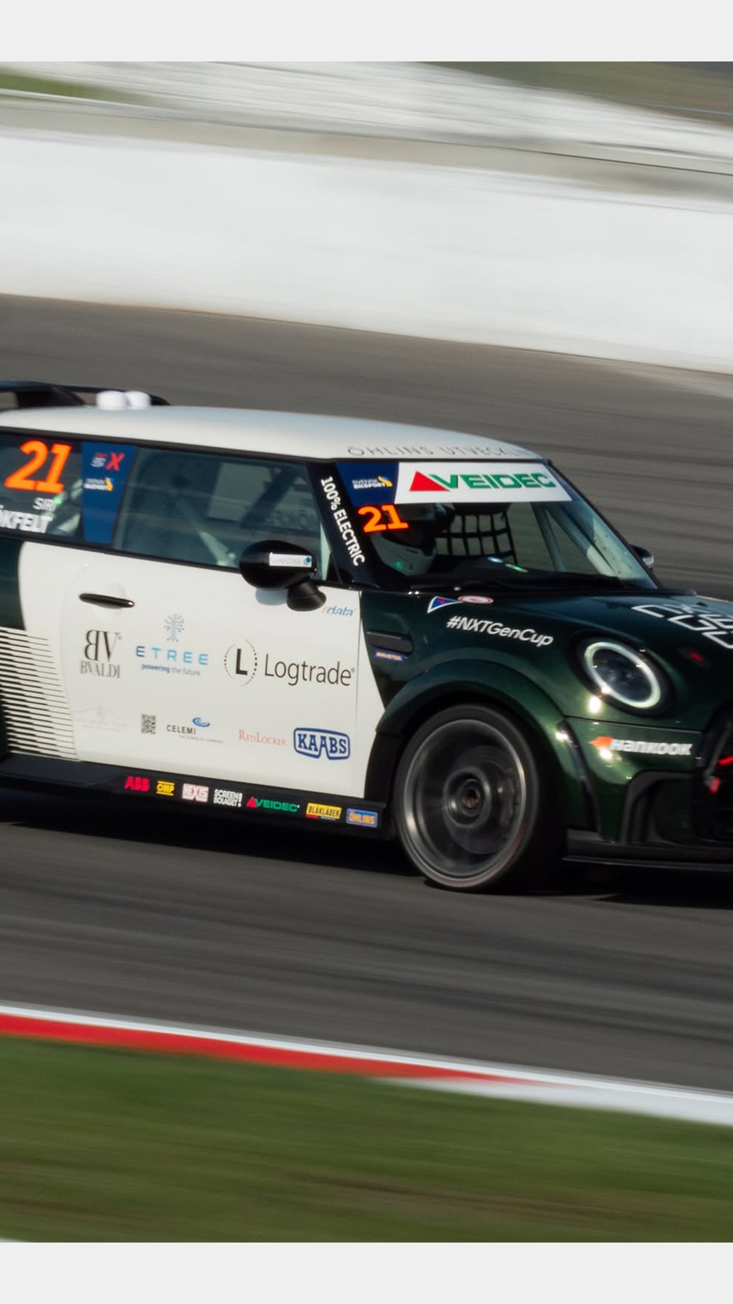 Siri Racing Cap
