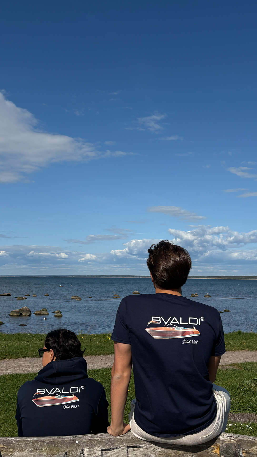 Bvaldi Yacht Club - Dark Navy T-Shirt